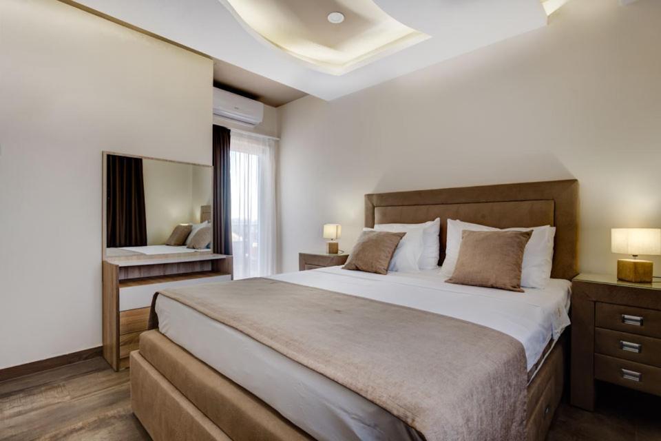 Hotel Zan Ulcinj Eksteriør billede