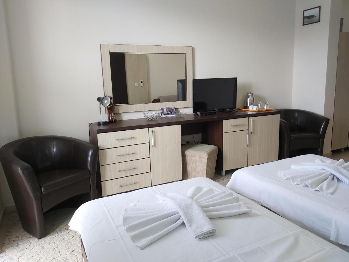 Hotel Zan Ulcinj Eksteriør billede