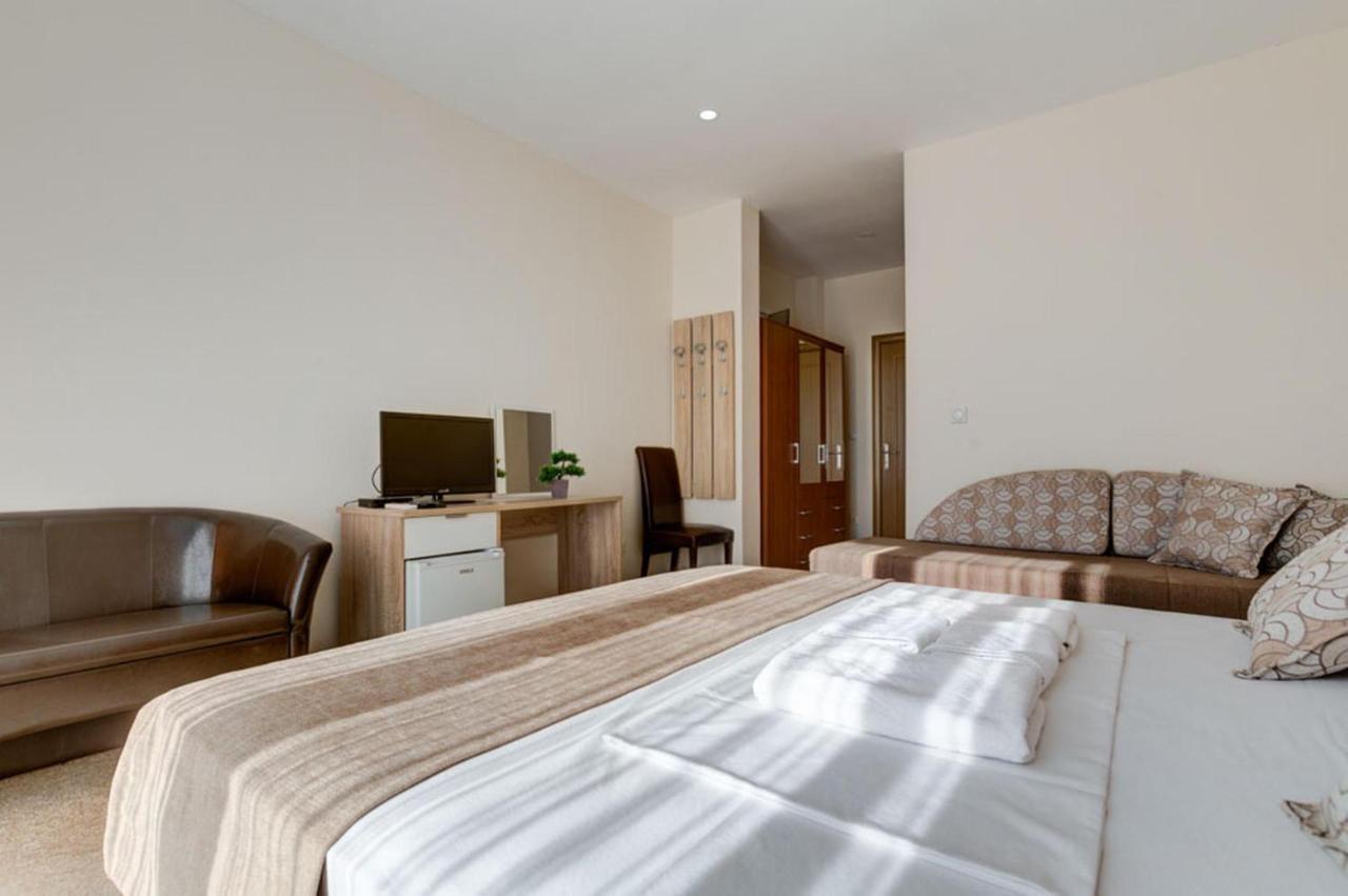 Hotel Zan Ulcinj Eksteriør billede