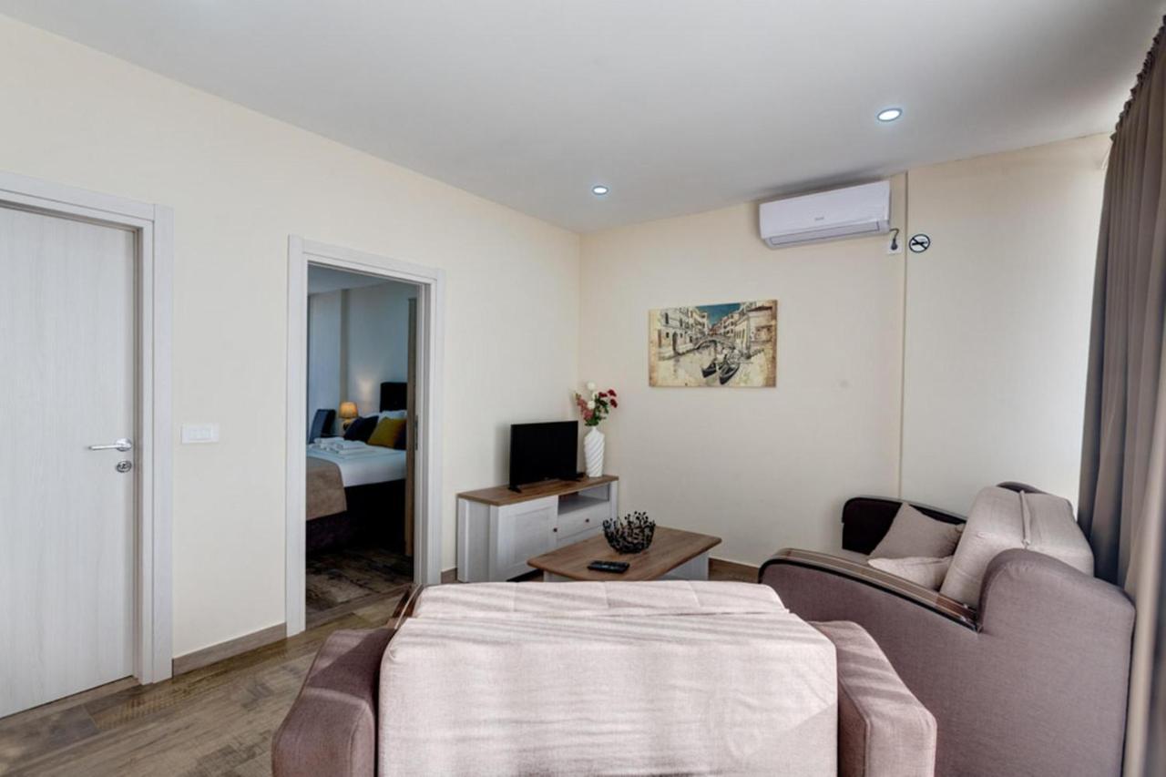 Hotel Zan Ulcinj Eksteriør billede