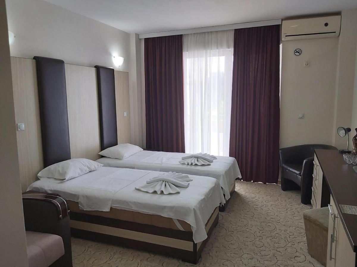 Hotel Zan Ulcinj Eksteriør billede