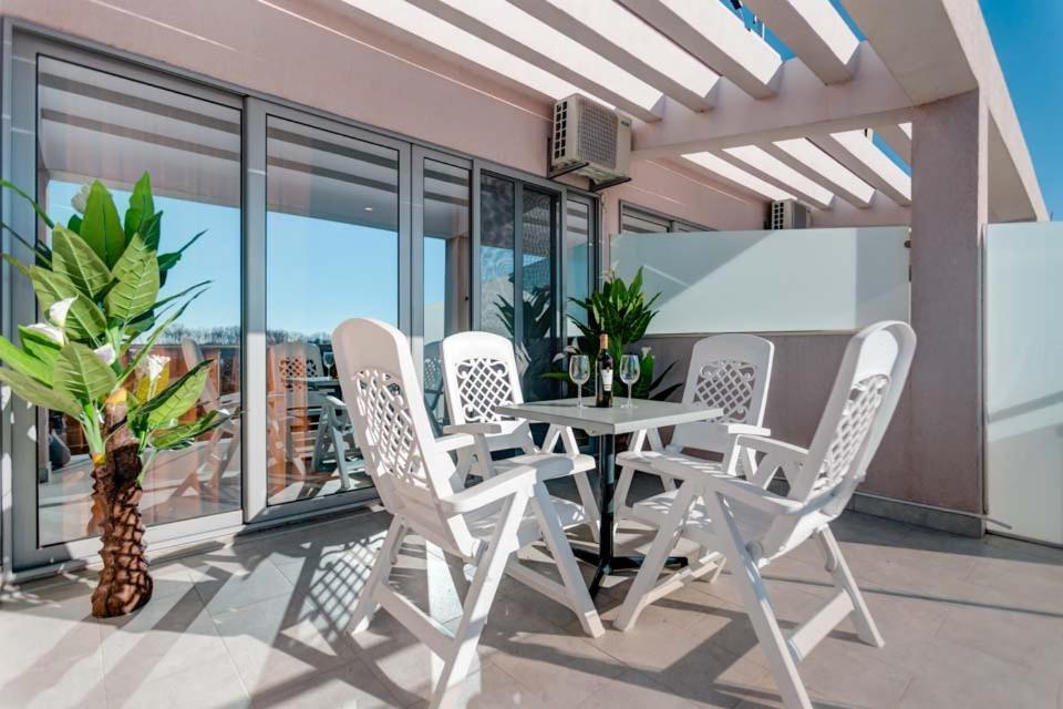 Hotel Zan Ulcinj Eksteriør billede